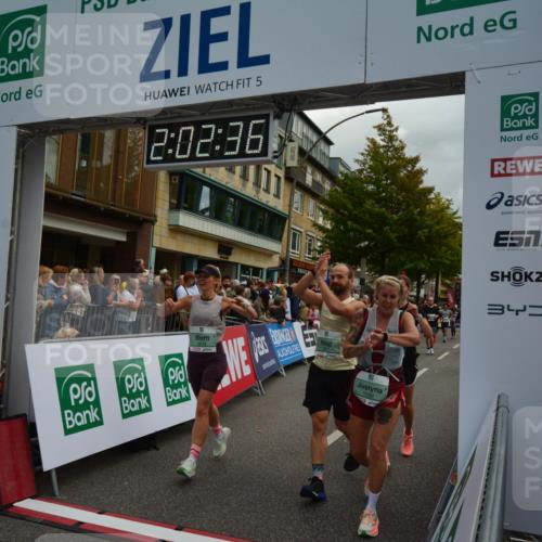 20.09.2026 - PSD Bank Halbmarathon LAZAROV Photography http://msf.ph/oto/10553613 20.09.2026 12:02:36 Ziel 1247, 1403, 1497, 1507, 1586, 1718, 1895, 2084, 2088, 2105, 2817, 2818, 3109, 3240, 3310, 3332, 3354, 3609, 4547, 4565, 4568, 4580 meine-sportfotos.de