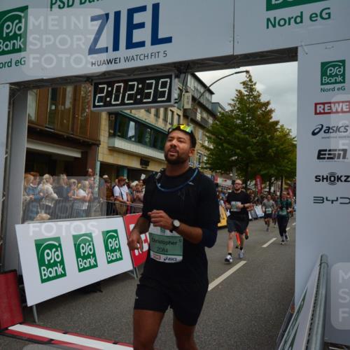 20.09.2026 - PSD Bank Halbmarathon LAZAROV Photography http://msf.ph/oto/10553622 20.09.2026 12:02:39 Ziel 1247, 1403, 1586, 1665, 1718, 1895, 2084, 2089, 2105, 2788, 2817, 2818, 3109, 3240, 3310, 3332, 3354, 3609, 4547, 4565, 4568 meine-sportfotos.de