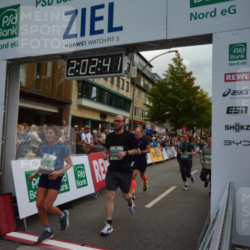 20.09.2026 - PSD Bank Halbmarathon LAZAROV Photography http://msf.ph/oto/10553627 20.09.2026 12:02:40 Ziel 1247, 1403, 1586, 1665, 1718, 1895, 2084, 2089, 2105, 2788, 2817, 2818, 3109, 3240, 3310, 3332, 3354, 3609, 4547, 4565, 4568 meine-sportfotos.de