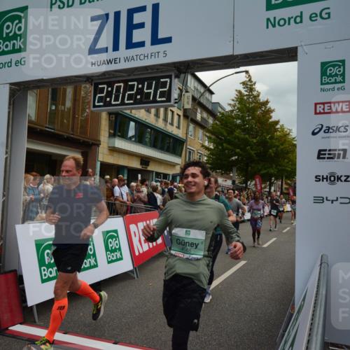 20.09.2026 - PSD Bank Halbmarathon LAZAROV Photography http://msf.ph/oto/10553634 20.09.2026 12:02:41 Ziel 1247, 1280, 1403, 1586, 1665, 1718, 1895, 2084, 2089, 2105, 2788, 2817, 2818, 3109, 3240, 3310, 3332, 3354, 3609, 4547, 4565, 4568 meine-sportfotos.de