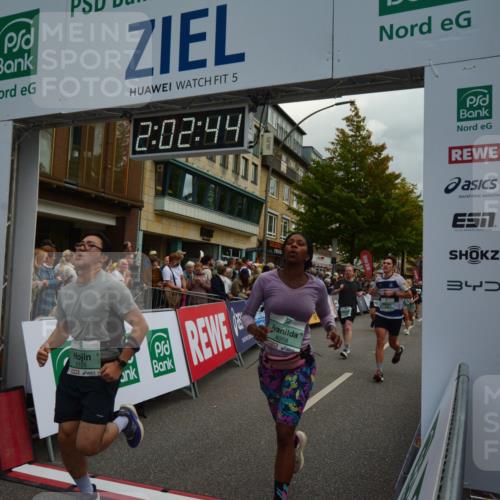 20.09.2026 - PSD Bank Halbmarathon LAZAROV Photography http://msf.ph/oto/10553638 20.09.2026 12:02:44 Ziel 1247, 1280, 1665, 1718, 1790, 1895, 2019, 2084, 2089, 2105, 2788, 2999, 3109, 3310, 3332, 3354, 3609, 4547, 4565, 4568 meine-sportfotos.de