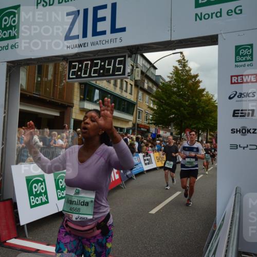 20.09.2026 - PSD Bank Halbmarathon LAZAROV Photography http://msf.ph/oto/10553641 20.09.2026 12:02:44 Ziel 1247, 1280, 1665, 1718, 1790, 1895, 2019, 2084, 2089, 2105, 2788, 2999, 3109, 3310, 3332, 3354, 3609, 4547, 4565, 4568 meine-sportfotos.de