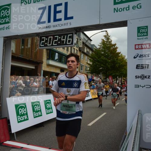 20.09.2026 - PSD Bank Halbmarathon LAZAROV Photography http://msf.ph/oto/10553646 20.09.2026 12:02:46 Ziel 1247, 1280, 1665, 1716, 1718, 1790, 1895, 2019, 2061, 2089, 2105, 2514, 2788, 2999, 3109, 3310, 3332, 3354, 3609, 4547, 4565, 4568 meine-sportfotos.de