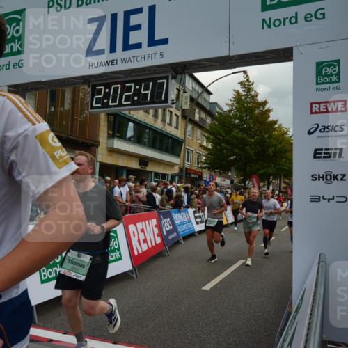 20.09.2026 - PSD Bank Halbmarathon LAZAROV Photography http://msf.ph/oto/10553650 20.09.2026 12:02:46 Ziel 1247, 1280, 1665, 1716, 1718, 1790, 1895, 2019, 2061, 2089, 2105, 2514, 2788, 2999, 3109, 3310, 3332, 3354, 3609, 4547, 4565, 4568 meine-sportfotos.de