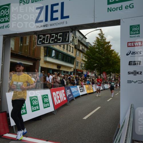 20.09.2026 - PSD Bank Halbmarathon LAZAROV Photography http://msf.ph/oto/10553662 20.09.2026 12:02:50 Ziel 1247, 1280, 1665, 1716, 1790, 1895, 2019, 2061, 2089, 2105, 2222, 2514, 2788, 2832, 2999, 3310, 3332, 3609, 4354, 4568, 4735 meine-sportfotos.de