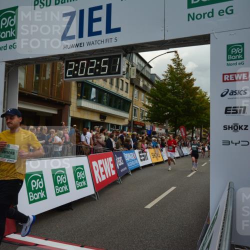 20.09.2026 - PSD Bank Halbmarathon LAZAROV Photography http://msf.ph/oto/10553663 20.09.2026 12:02:50 Ziel 1247, 1280, 1665, 1716, 1790, 1895, 2019, 2061, 2089, 2105, 2222, 2514, 2788, 2832, 2999, 3310, 3332, 3609, 4354, 4568, 4735 meine-sportfotos.de