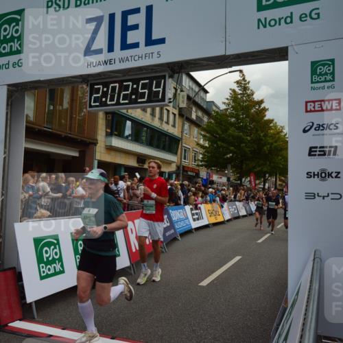 20.09.2026 - PSD Bank Halbmarathon LAZAROV Photography http://msf.ph/oto/10553665 20.09.2026 12:02:53 Ziel 1247, 1280, 1665, 1716, 1790, 2019, 2061, 2089, 2222, 2514, 2788, 2832, 2999, 3332, 3609, 4354, 4487, 4735 meine-sportfotos.de