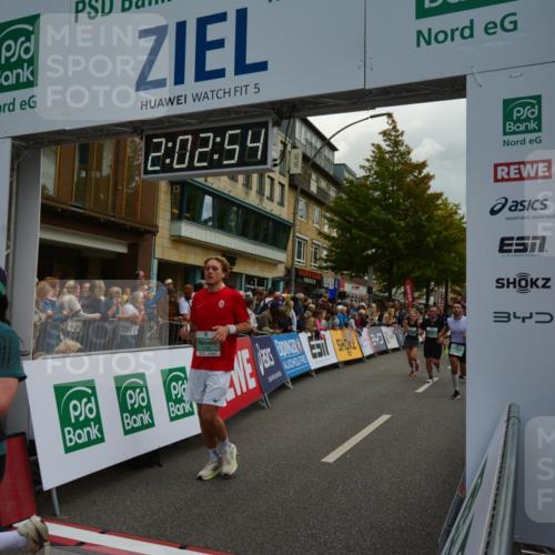 20.09.2026 - PSD Bank Halbmarathon LAZAROV Photography http://msf.ph/oto/10553667 20.09.2026 12:02:54 Ziel 1247, 1280, 1665, 1716, 1790, 2019, 2061, 2089, 2222, 2508, 2514, 2788, 2832, 2999, 3332, 3609, 4354, 4487, 4735 meine-sportfotos.de