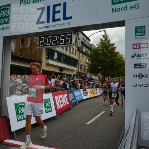 20.09.2026 - PSD Bank Halbmarathon LAZAROV Photography http://msf.ph/oto/10553671 20.09.2026 12:02:54 Ziel 1247, 1280, 1665, 1716, 1790, 2019, 2061, 2089, 2222, 2508, 2514, 2788, 2832, 2999, 3332, 3609, 4354, 4487, 4735 meine-sportfotos.de