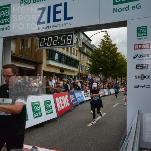 20.09.2026 - PSD Bank Halbmarathon LAZAROV Photography http://msf.ph/oto/10553682 20.09.2026 12:02:57 Ziel 1280, 1716, 1790, 2019, 2061, 2222, 2508, 2514, 2699, 2716, 2832, 2999, 4354, 4487, 4735 meine-sportfotos.de