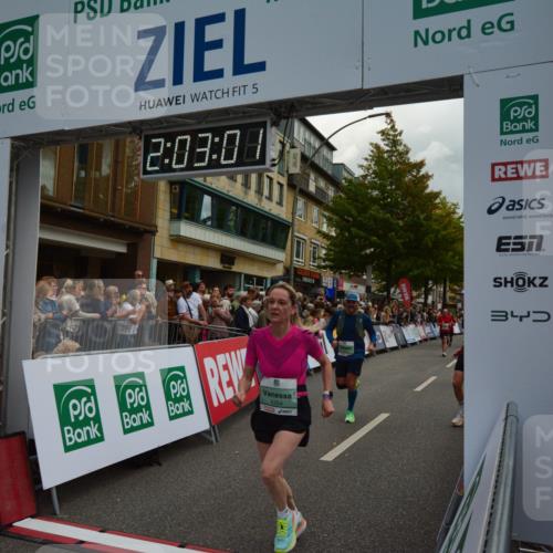 20.09.2026 - PSD Bank Halbmarathon LAZAROV Photography http://msf.ph/oto/10553693 20.09.2026 12:03:00 Ziel 1716, 1727, 1790, 1908, 2019, 2061, 2222, 2508, 2514, 2699, 2716, 2832, 2999, 4354, 4487, 4735 meine-sportfotos.de
