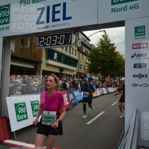 20.09.2026 - PSD Bank Halbmarathon LAZAROV Photography http://msf.ph/oto/10553695 20.09.2026 12:03:00 Ziel 1716, 1727, 1790, 1908, 2019, 2061, 2222, 2508, 2514, 2699, 2716, 2832, 2999, 4354, 4487, 4735 meine-sportfotos.de