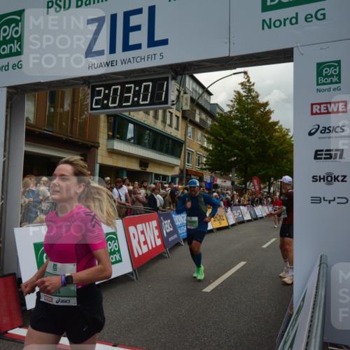 20.09.2026 - PSD Bank Halbmarathon LAZAROV Photography http://msf.ph/oto/10553696 20.09.2026 12:03:01 Ziel 1716, 1727, 1908, 2019, 2061, 2222, 2508, 2514, 2699, 2716, 2832, 2999, 4354, 4487, 4735 meine-sportfotos.de