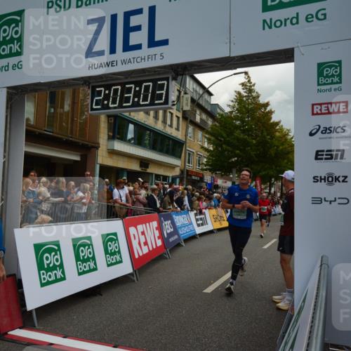 20.09.2026 - PSD Bank Halbmarathon LAZAROV Photography http://msf.ph/oto/10553704 20.09.2026 12:03:02 Ziel 1716, 1727, 1908, 2019, 2061, 2222, 2508, 2514, 2699, 2716, 2832, 2999, 4354, 4487, 4735 meine-sportfotos.de