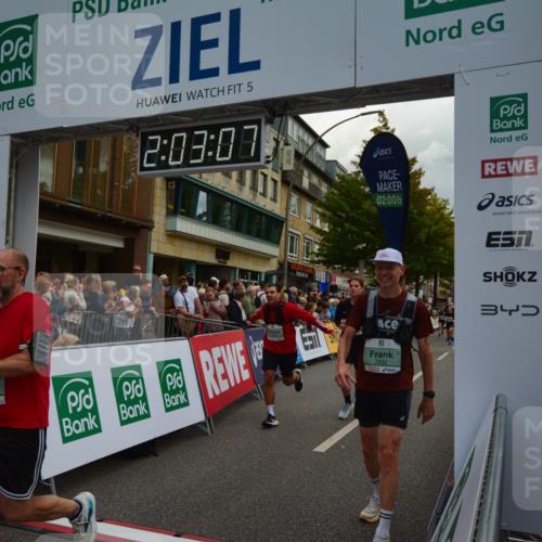 20.09.2026 - PSD Bank Halbmarathon LAZAROV Photography http://msf.ph/oto/10553714 20.09.2026 12:03:06 Ziel 1239, 1727, 1750, 1908, 2508, 2699, 2716, 2832, 2913, 4210, 4354, 4487, 4735 meine-sportfotos.de