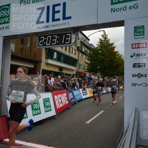 20.09.2026 - PSD Bank Halbmarathon LAZAROV Photography http://msf.ph/oto/10553734 20.09.2026 12:03:12 Ziel 1239, 1255, 1412, 1727, 1750, 1908, 2285, 2508, 2699, 2716, 2913, 4210 meine-sportfotos.de