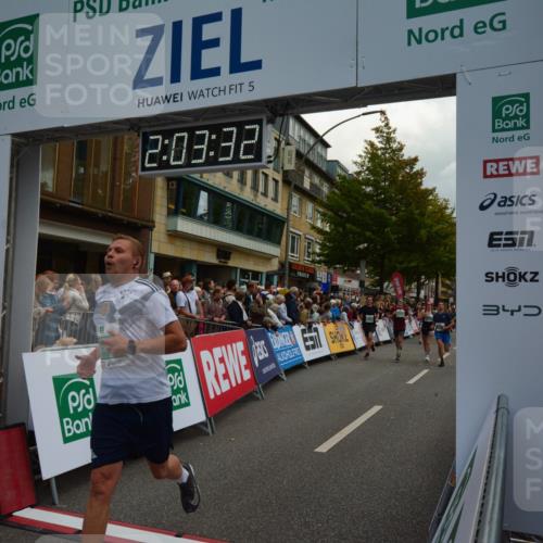 20.09.2026 - PSD Bank Halbmarathon LAZAROV Photography http://msf.ph/oto/10553776 20.09.2026 12:03:31 Ziel 1658, 1978, 2254, 2390, 2557, 2578, 2743, 2756, 3053, 3246, 3320, 3461, 3931 meine-sportfotos.de