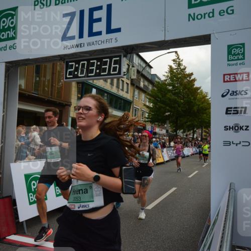 20.09.2026 - PSD Bank Halbmarathon LAZAROV Photography http://msf.ph/oto/10553787 20.09.2026 12:03:35 Ziel 1658, 1978, 2049, 2254, 2390, 2578, 2756, 3053, 3246, 3320, 3461, 3879, 3931 meine-sportfotos.de