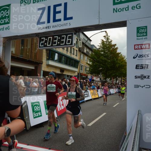 20.09.2026 - PSD Bank Halbmarathon LAZAROV Photography http://msf.ph/oto/10553789 20.09.2026 12:03:35 Ziel 1658, 1978, 2049, 2254, 2390, 2578, 2756, 3053, 3246, 3320, 3461, 3879, 3931 meine-sportfotos.de