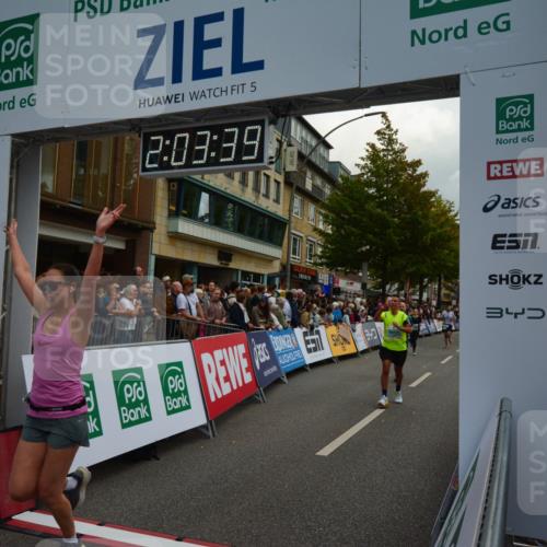 20.09.2026 - PSD Bank Halbmarathon LAZAROV Photography http://msf.ph/oto/10553795 20.09.2026 12:03:38 Ziel 1405, 1978, 2049, 2254, 2390, 2461, 2578, 2756, 3053, 3246, 3320, 3461, 3879, 3931, 4040, 4135 meine-sportfotos.de