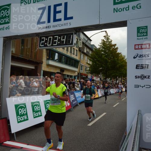 20.09.2026 - PSD Bank Halbmarathon LAZAROV Photography http://msf.ph/oto/10553801 20.09.2026 12:03:40 Ziel 1405, 1978, 2049, 2195, 2254, 2390, 2461, 2578, 2756, 3053, 3246, 3320, 3461, 3879, 3931, 4040, 4135 meine-sportfotos.de