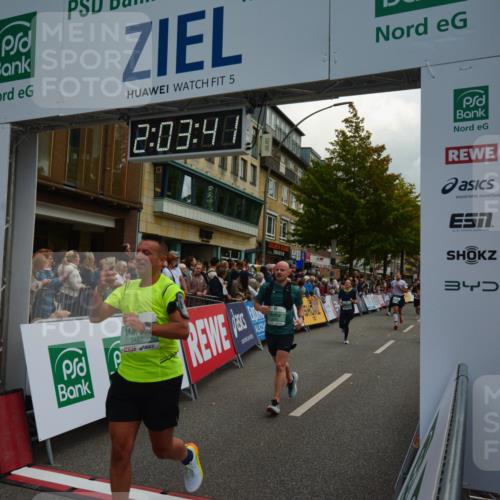 20.09.2026 - PSD Bank Halbmarathon LAZAROV Photography http://msf.ph/oto/10553802 20.09.2026 12:03:40 Ziel 1405, 1978, 2049, 2195, 2254, 2390, 2461, 2578, 2756, 3053, 3246, 3320, 3461, 3879, 3931, 4040, 4135 meine-sportfotos.de