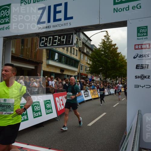 20.09.2026 - PSD Bank Halbmarathon LAZAROV Photography http://msf.ph/oto/10553804 20.09.2026 12:03:41 Ziel 1405, 1978, 2049, 2195, 2390, 2461, 2578, 2756, 3246, 3320, 3461, 3879, 3931, 4040, 4135 meine-sportfotos.de