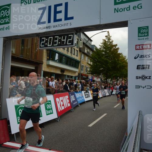 20.09.2026 - PSD Bank Halbmarathon LAZAROV Photography http://msf.ph/oto/10553808 20.09.2026 12:03:41 Ziel 1405, 1978, 2049, 2195, 2390, 2461, 2578, 2756, 3246, 3320, 3461, 3879, 3931, 4040, 4135 meine-sportfotos.de