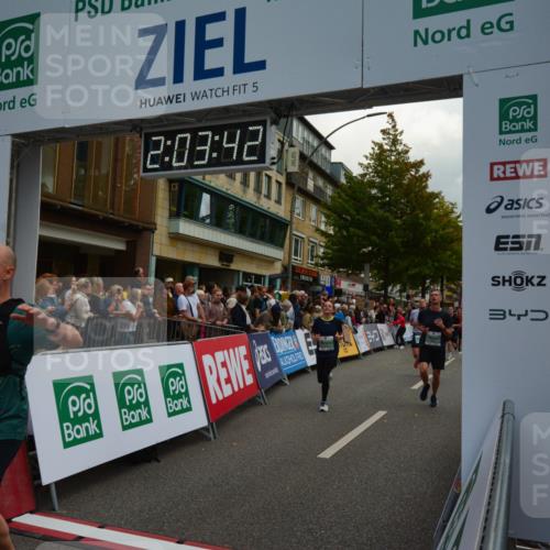20.09.2026 - PSD Bank Halbmarathon LAZAROV Photography http://msf.ph/oto/10553810 20.09.2026 12:03:42 Ziel 1405, 1978, 2049, 2195, 2390, 2461, 2578, 2756, 3320, 3461, 3879, 3931, 4040, 4135 meine-sportfotos.de