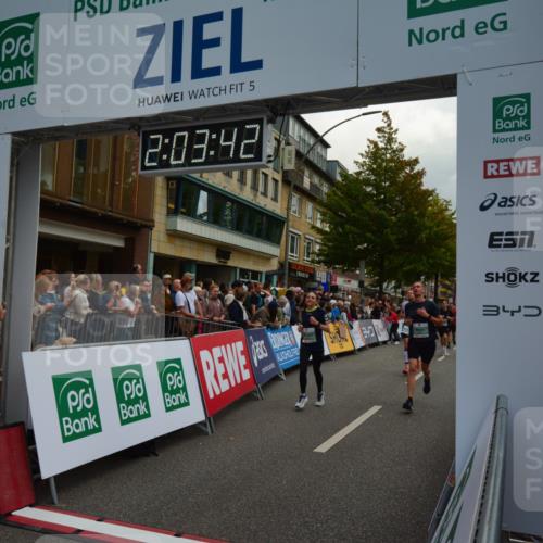 20.09.2026 - PSD Bank Halbmarathon LAZAROV Photography http://msf.ph/oto/10553811 20.09.2026 12:03:42 Ziel 1405, 1978, 2049, 2195, 2390, 2461, 2578, 2756, 3320, 3461, 3879, 3931, 4040, 4135 meine-sportfotos.de