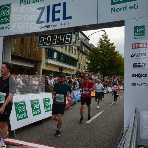 20.09.2026 - PSD Bank Halbmarathon LAZAROV Photography http://msf.ph/oto/10553831 20.09.2026 12:03:47 Ziel 1299, 1405, 1978, 2049, 2195, 2461, 3320, 3363, 3795, 3879, 3931, 4040, 4135 meine-sportfotos.de