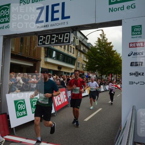 20.09.2026 - PSD Bank Halbmarathon LAZAROV Photography http://msf.ph/oto/10553833 20.09.2026 12:03:48 Ziel 1299, 1405, 1978, 2049, 2195, 2461, 3363, 3795, 3879, 3931, 4040, 4135 meine-sportfotos.de