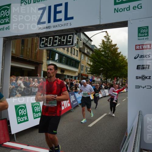 20.09.2026 - PSD Bank Halbmarathon LAZAROV Photography http://msf.ph/oto/10553836 20.09.2026 12:03:48 Ziel 1299, 1405, 1978, 2049, 2195, 2461, 3363, 3795, 3879, 3931, 4040, 4135 meine-sportfotos.de