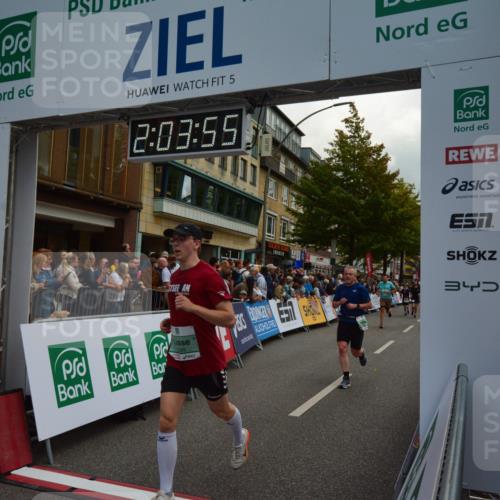 20.09.2026 - PSD Bank Halbmarathon LAZAROV Photography http://msf.ph/oto/10553854 20.09.2026 12:03:54 Ziel 1299, 1405, 1874, 2195, 2250, 2362, 2461, 2648, 2660, 3363, 3795, 4040, 4135, 4675, 4784 meine-sportfotos.de