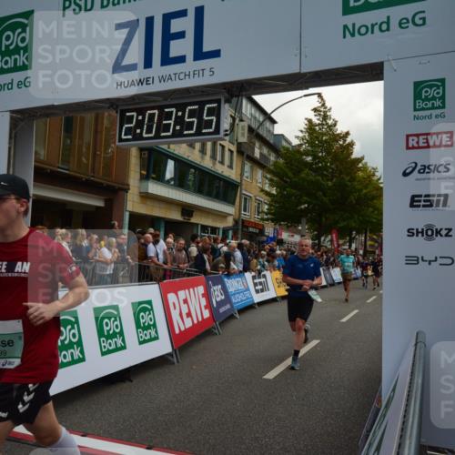 20.09.2026 - PSD Bank Halbmarathon LAZAROV Photography http://msf.ph/oto/10553856 20.09.2026 12:03:55 Ziel 1299, 1405, 1874, 2195, 2250, 2362, 2648, 2660, 3363, 3795, 4040, 4135, 4675, 4784 meine-sportfotos.de