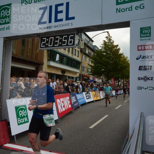 20.09.2026 - PSD Bank Halbmarathon LAZAROV Photography http://msf.ph/oto/10553862 20.09.2026 12:03:56 Ziel 1299, 1405, 1840, 1874, 2195, 2250, 2362, 2648, 2660, 3363, 3795, 4135, 4675, 4784 meine-sportfotos.de