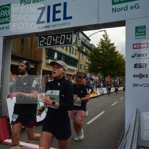 20.09.2026 - PSD Bank Halbmarathon LAZAROV Photography http://msf.ph/oto/10553884 20.09.2026 12:04:03 Ziel 1155, 1728, 1840, 1874, 2250, 2362, 2422, 2648, 2660, 2827, 3363, 3659, 3923, 4322, 4636, 4675, 4784 meine-sportfotos.de