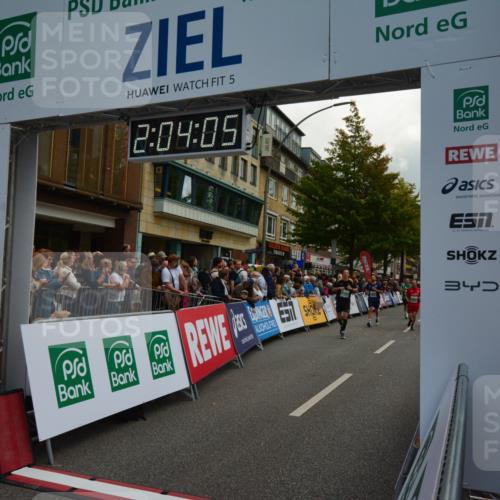 20.09.2026 - PSD Bank Halbmarathon LAZAROV Photography http://msf.ph/oto/10553893 20.09.2026 12:04:05 Ziel 1104, 1155, 1555, 1728, 1840, 1874, 2250, 2362, 2422, 2648, 2660, 2827, 3659, 3923, 4322, 4636, 4675, 4784 meine-sportfotos.de