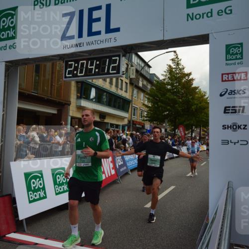 20.09.2026 - PSD Bank Halbmarathon LAZAROV Photography http://msf.ph/oto/10553910 20.09.2026 12:04:12 Ziel 1104, 1155, 1404, 1456, 1525, 1555, 1728, 1840, 2422, 2827, 2932, 3345, 3457, 3659, 3832, 3833, 3923, 3934, 4322, 4636 meine-sportfotos.de