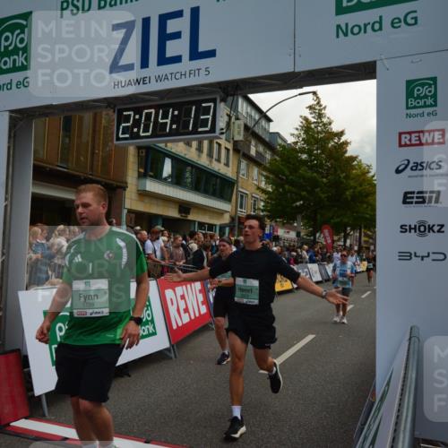 20.09.2026 - PSD Bank Halbmarathon LAZAROV Photography http://msf.ph/oto/10553912 20.09.2026 12:04:12 Ziel 1104, 1155, 1404, 1456, 1525, 1555, 1728, 1840, 2422, 2827, 2932, 3345, 3457, 3659, 3832, 3833, 3923, 3934, 4322, 4636 meine-sportfotos.de