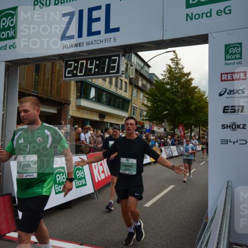 20.09.2026 - PSD Bank Halbmarathon LAZAROV Photography http://msf.ph/oto/10553913 20.09.2026 12:04:12 Ziel 1104, 1155, 1404, 1456, 1525, 1555, 1728, 1840, 2422, 2827, 2932, 3345, 3457, 3659, 3832, 3833, 3923, 3934, 4322, 4636 meine-sportfotos.de