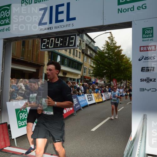20.09.2026 - PSD Bank Halbmarathon LAZAROV Photography http://msf.ph/oto/10553916 20.09.2026 12:04:13 Ziel 1104, 1155, 1404, 1456, 1525, 1555, 1728, 1840, 2422, 2827, 2932, 3345, 3457, 3659, 3832, 3833, 3923, 3934, 4322, 4636 meine-sportfotos.de