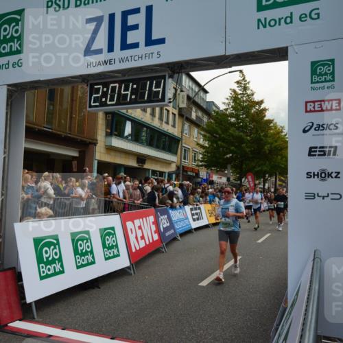 20.09.2026 - PSD Bank Halbmarathon LAZAROV Photography http://msf.ph/oto/10553920 20.09.2026 12:04:14 Ziel 1104, 1155, 1404, 1456, 1525, 1555, 1728, 1840, 2422, 2827, 2932, 3345, 3457, 3659, 3832, 3833, 3923, 3934, 4322, 4636 meine-sportfotos.de