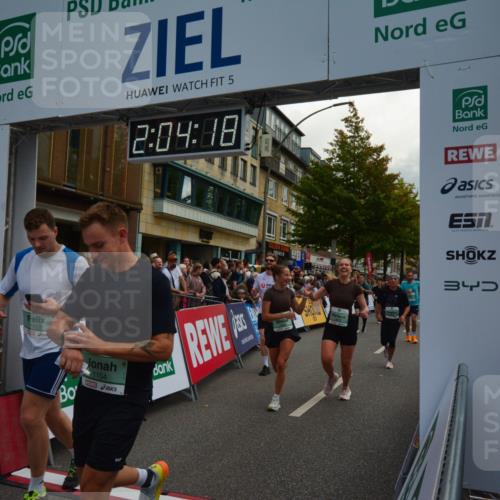 20.09.2026 - PSD Bank Halbmarathon LAZAROV Photography http://msf.ph/oto/10553932 20.09.2026 12:04:17 Ziel 1104, 1155, 1371, 1404, 1456, 1525, 1555, 1605, 1728, 2422, 2827, 2833, 2932, 3345, 3457, 3832, 3833, 3923, 3934, 4087 meine-sportfotos.de