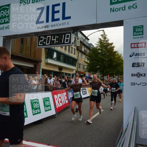 20.09.2026 - PSD Bank Halbmarathon LAZAROV Photography http://msf.ph/oto/10553933 20.09.2026 12:04:18 Ziel 1104, 1155, 1371, 1404, 1456, 1525, 1555, 1605, 1728, 2827, 2833, 2932, 3345, 3457, 3832, 3833, 3923, 3934, 4087 meine-sportfotos.de