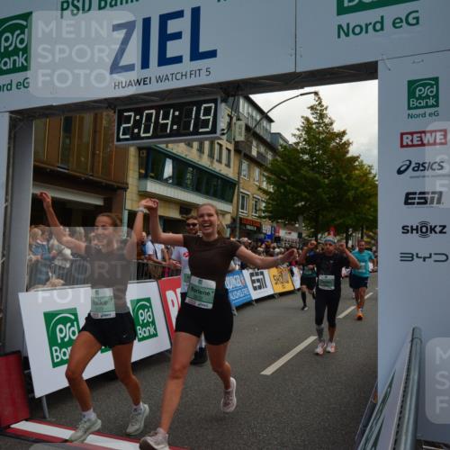20.09.2026 - PSD Bank Halbmarathon LAZAROV Photography http://msf.ph/oto/10553937 20.09.2026 12:04:18 Ziel 1104, 1155, 1371, 1404, 1456, 1525, 1555, 1605, 1728, 2827, 2833, 2932, 3345, 3457, 3832, 3833, 3923, 3934, 4087 meine-sportfotos.de