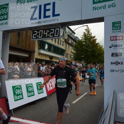 20.09.2026 - PSD Bank Halbmarathon LAZAROV Photography http://msf.ph/oto/10553944 20.09.2026 12:04:19 Ziel 1104, 1155, 1371, 1404, 1456, 1525, 1555, 1605, 2827, 2833, 2932, 3345, 3457, 3832, 3833, 3923, 3934, 4087 meine-sportfotos.de