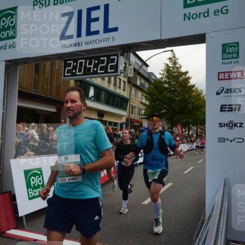 20.09.2026 - PSD Bank Halbmarathon LAZAROV Photography http://msf.ph/oto/10553952 20.09.2026 12:04:22 Ziel 1104, 1371, 1404, 1456, 1525, 1555, 1563, 1605, 1789, 2833, 2932, 3045, 3345, 3457, 3832, 3833, 3934, 4087, 4182, 4183 meine-sportfotos.de