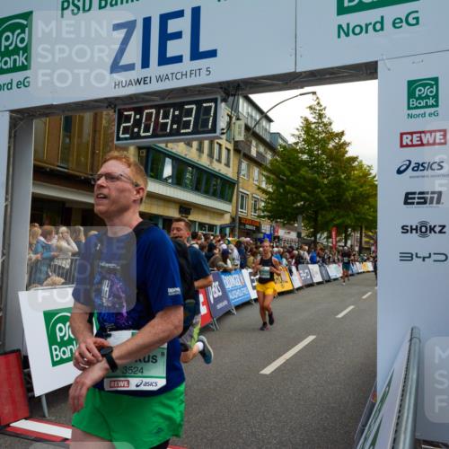 20.09.2026 - PSD Bank Halbmarathon LAZAROV Photography http://msf.ph/oto/10553989 20.09.2026 12:04:36 Ziel 1533, 1563, 1595, 1789, 1864, 2237, 3045, 3524, 4138, 4182, 4183, 4329, 4435 meine-sportfotos.de