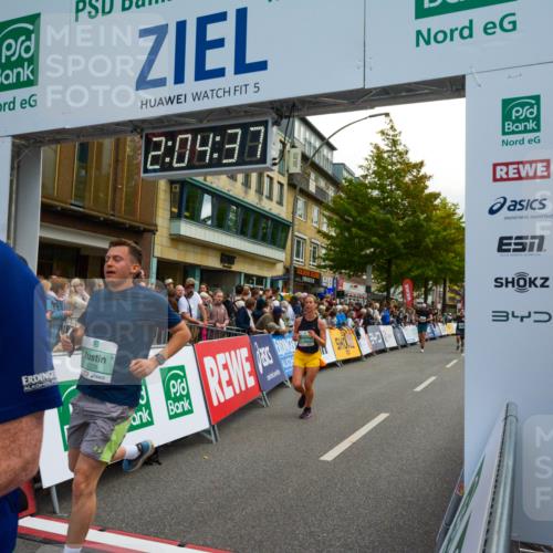 20.09.2026 - PSD Bank Halbmarathon LAZAROV Photography http://msf.ph/oto/10553991 20.09.2026 12:04:37 Ziel 1318, 1533, 1563, 1595, 1789, 1864, 2237, 3045, 3524, 3734, 4138, 4182, 4183, 4329, 4435 meine-sportfotos.de